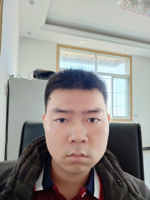 咚咚咚的第一张照片--孝感中老年相亲网